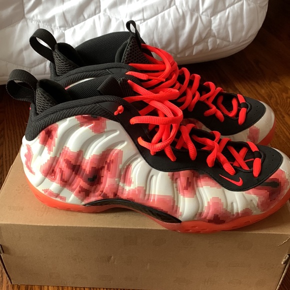 Nike Air Foamposite One PRM “Thermal Map” - Picture 4 of 8